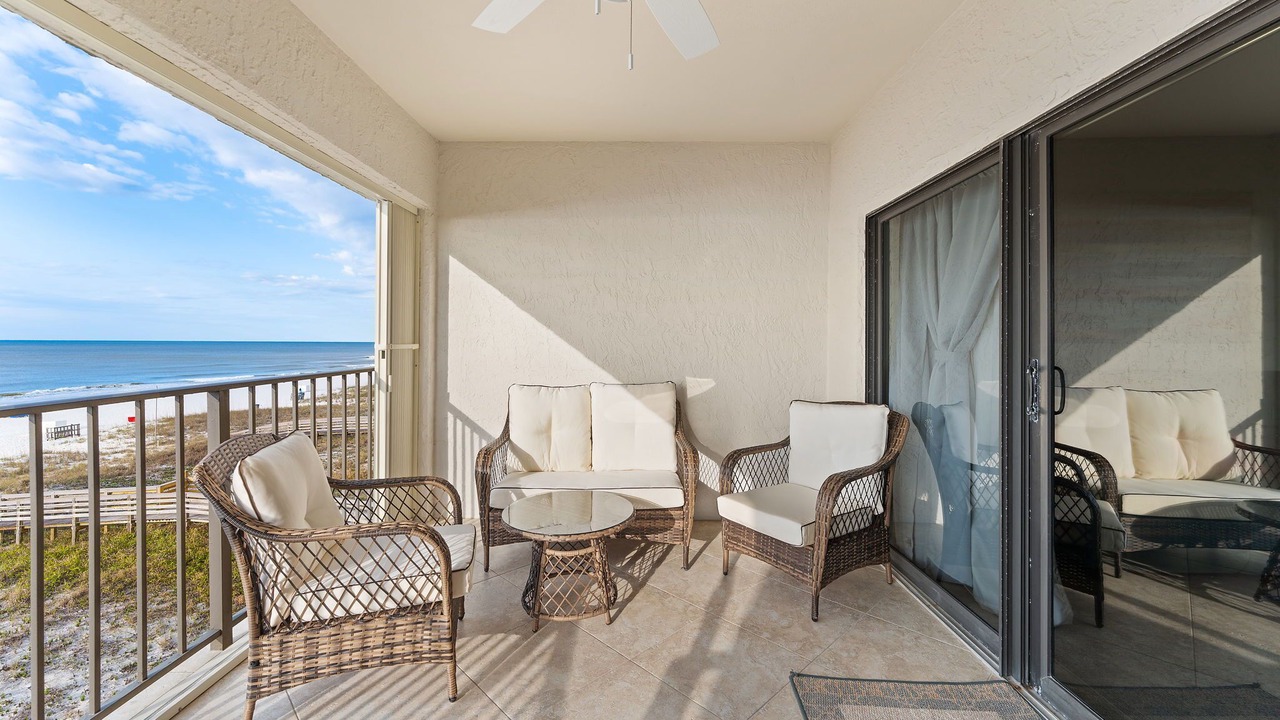 Photo of Patio Balcony in Ono Island
