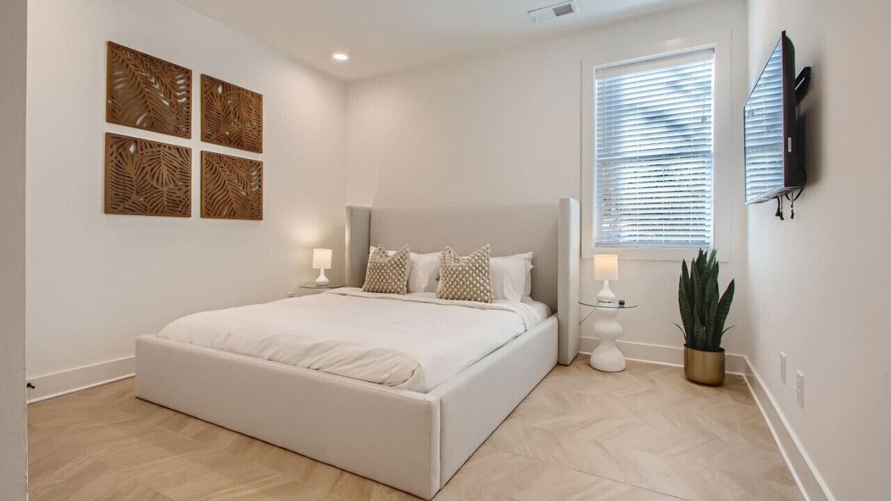 Photo of Bedroom in Music Row