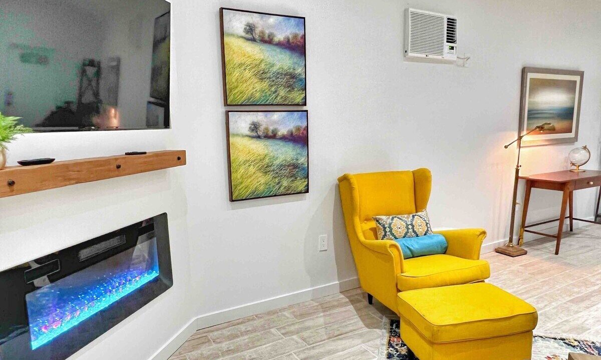 Photo of Livingroom in Decatur