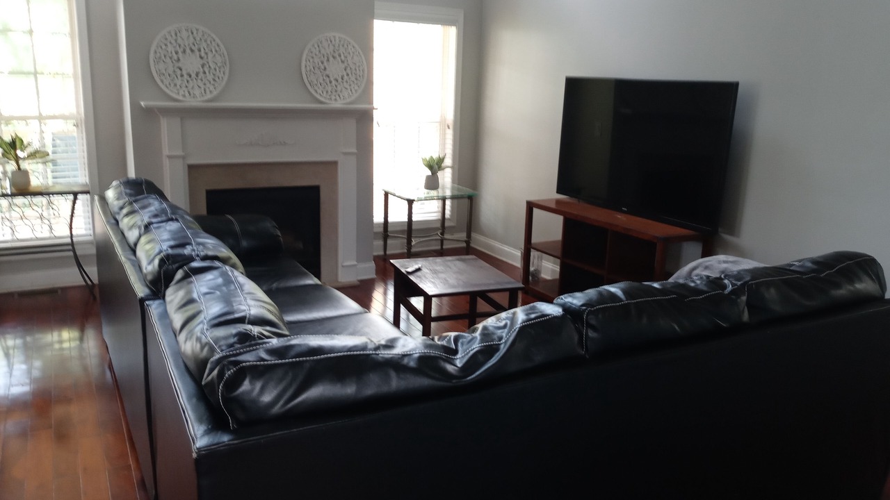 Photo of Livingroom in Town Center