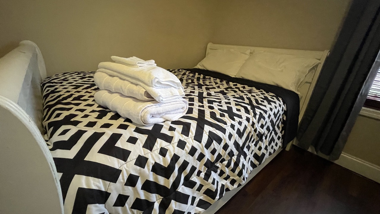 Photo of Bedroom in Town Center