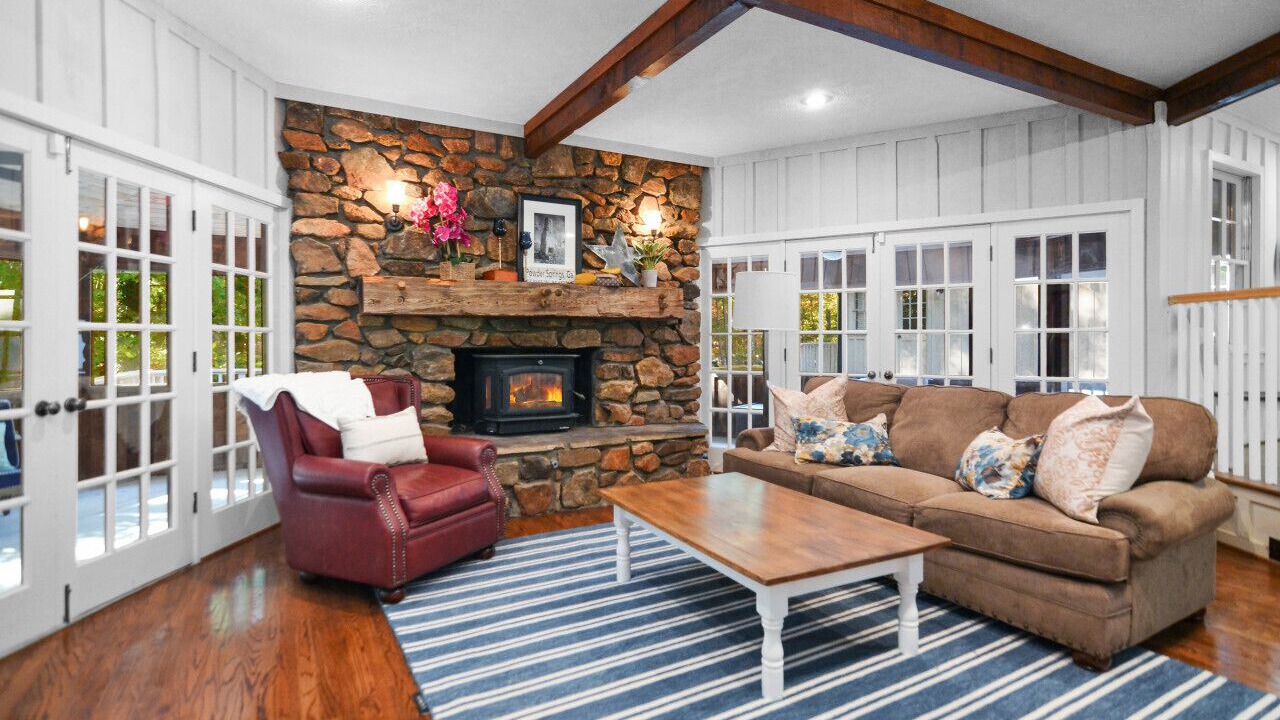 Photo of Bedroom in Powder Springs