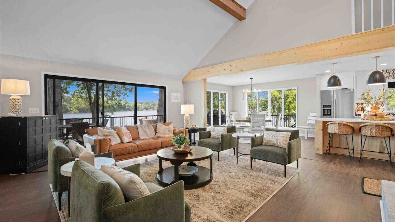 Photo of Livingroom in Mooresville