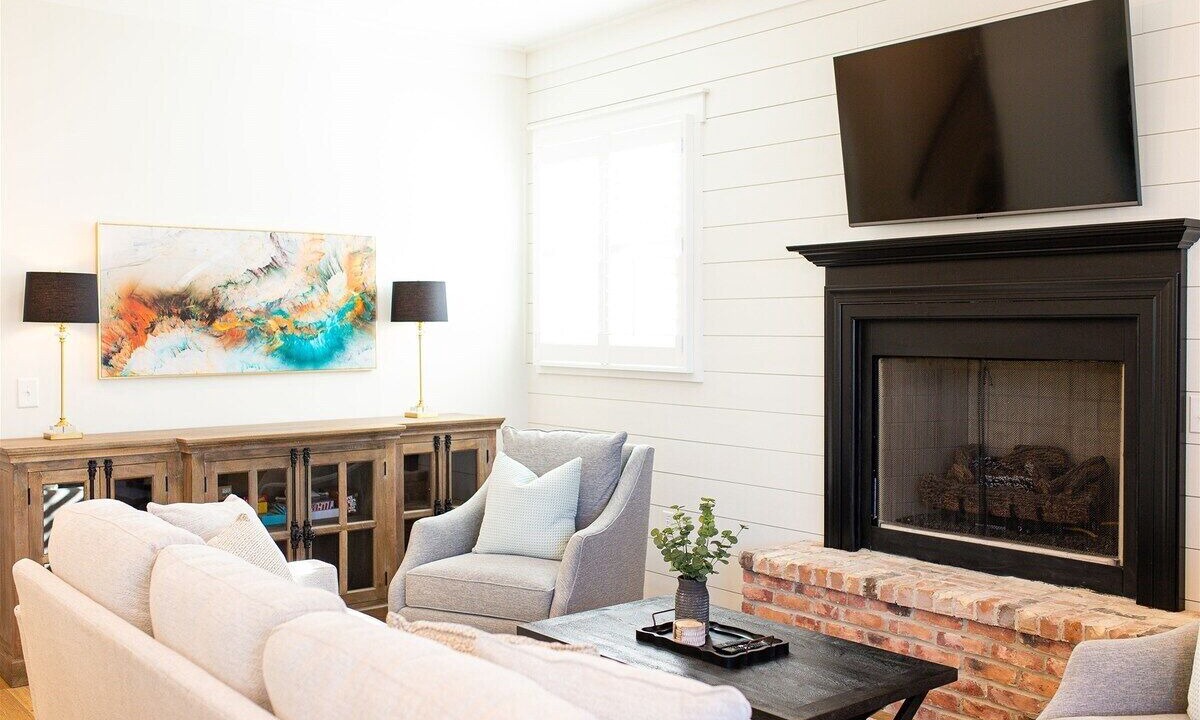 Photo of Livingroom in Guntersville