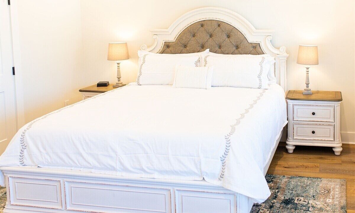 Photo of Bedroom in Guntersville