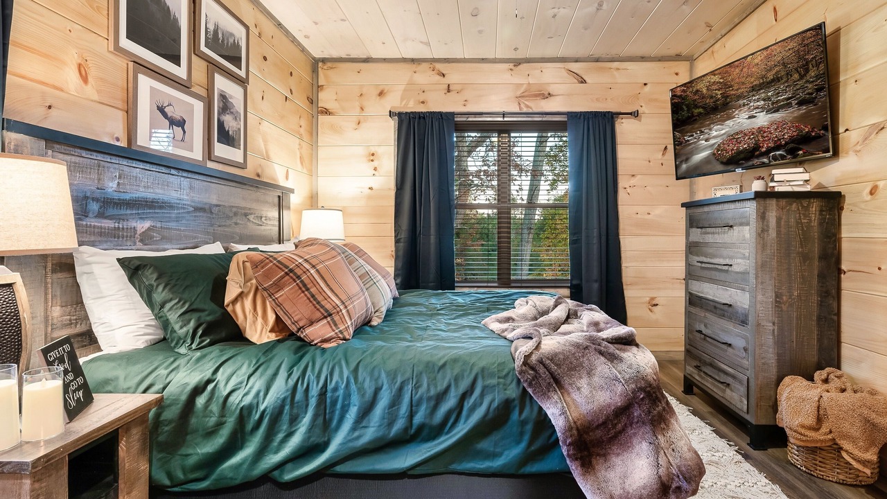 Photo of Bedroom in Sevierville