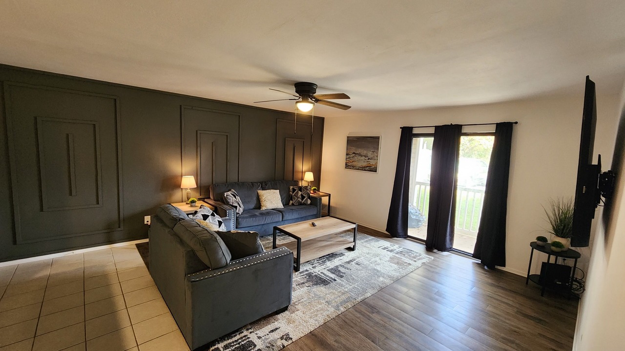 Photo of Livingroom in Huntsville