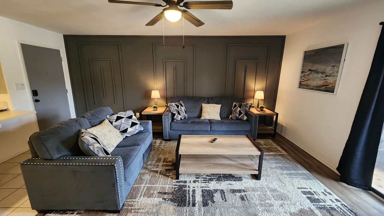 Photo of Livingroom in Huntsville