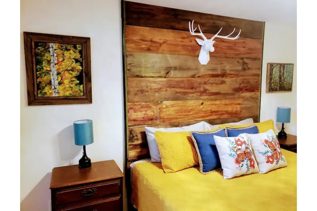 Photo of Bedroom in Rocky Grove
