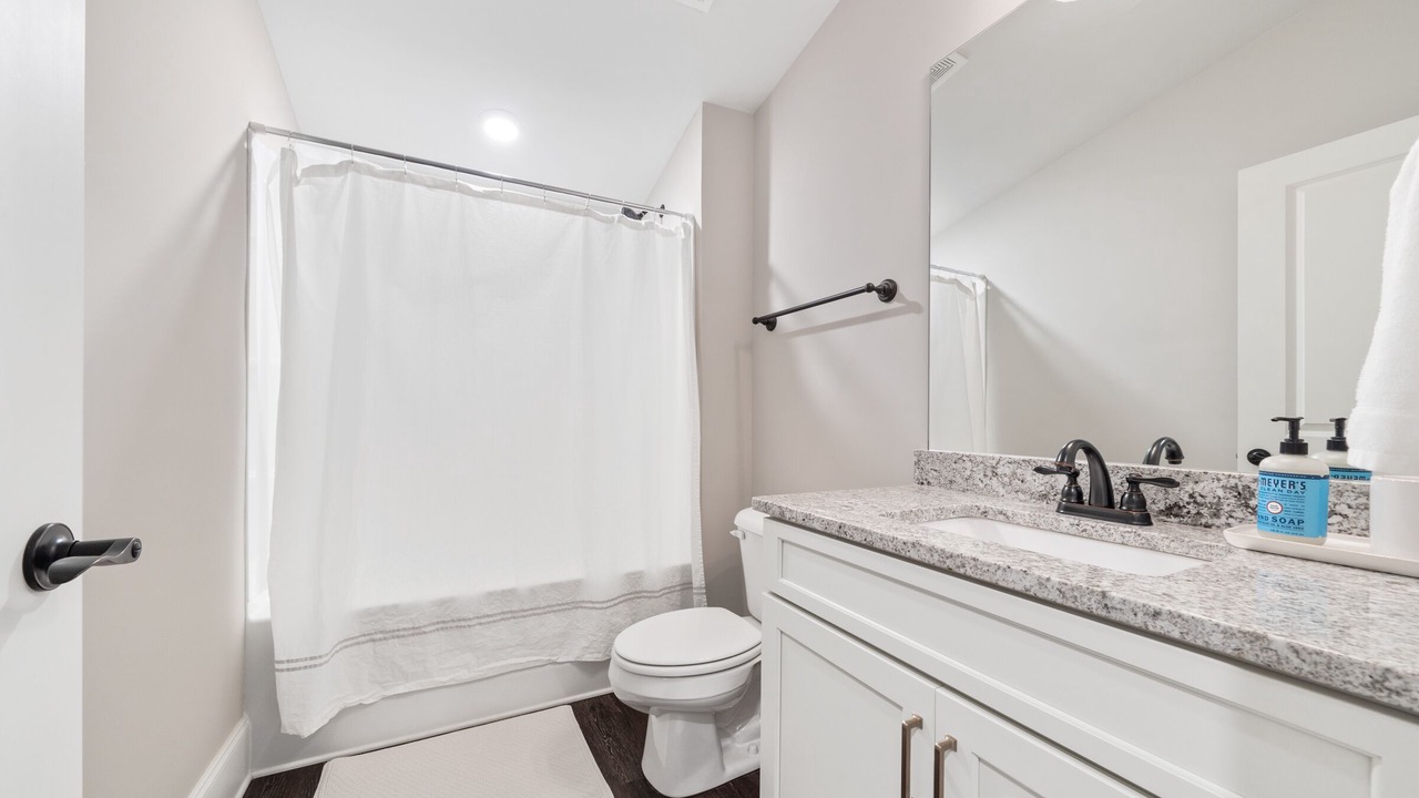 Photo of Bathroom in Eatonton