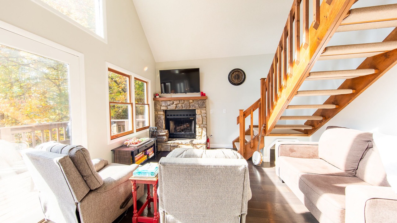 Photo of Livingroom in Waynesville