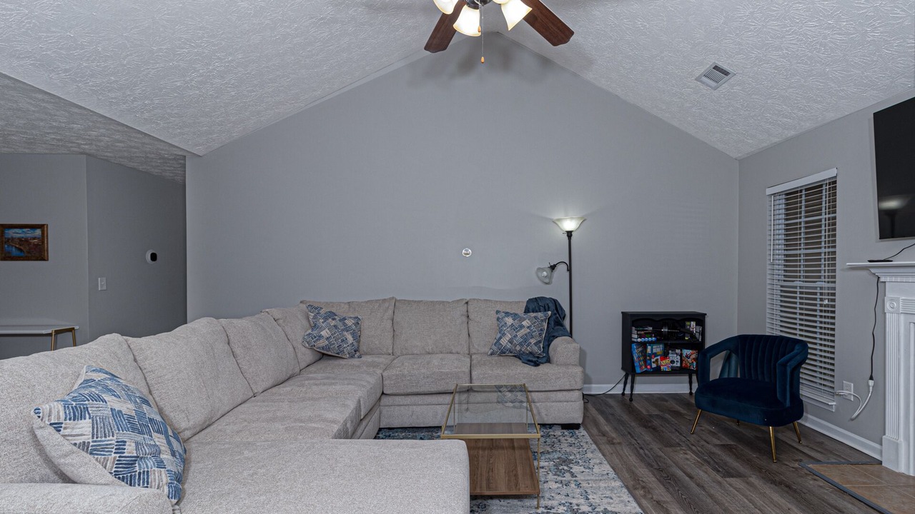 Photo of Livingroom in Columbus