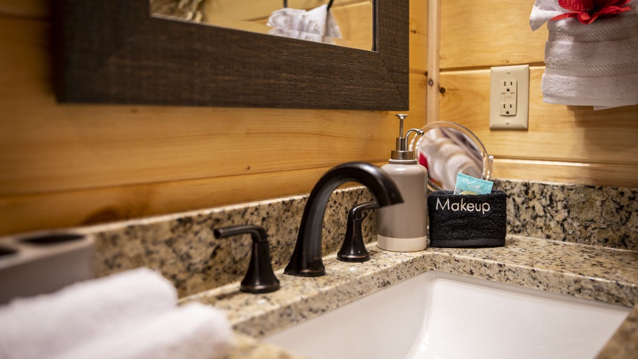 Photo of Bathroom in Sevierville