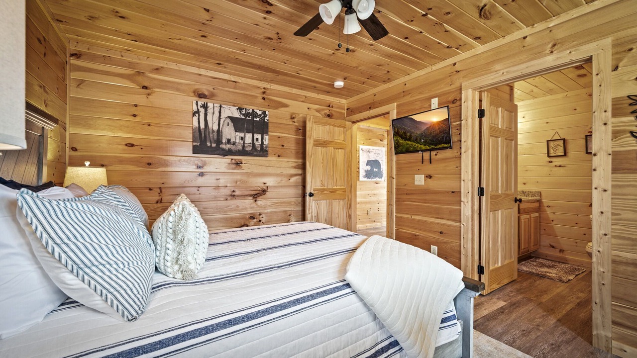 Photo of Bedroom in Sevierville