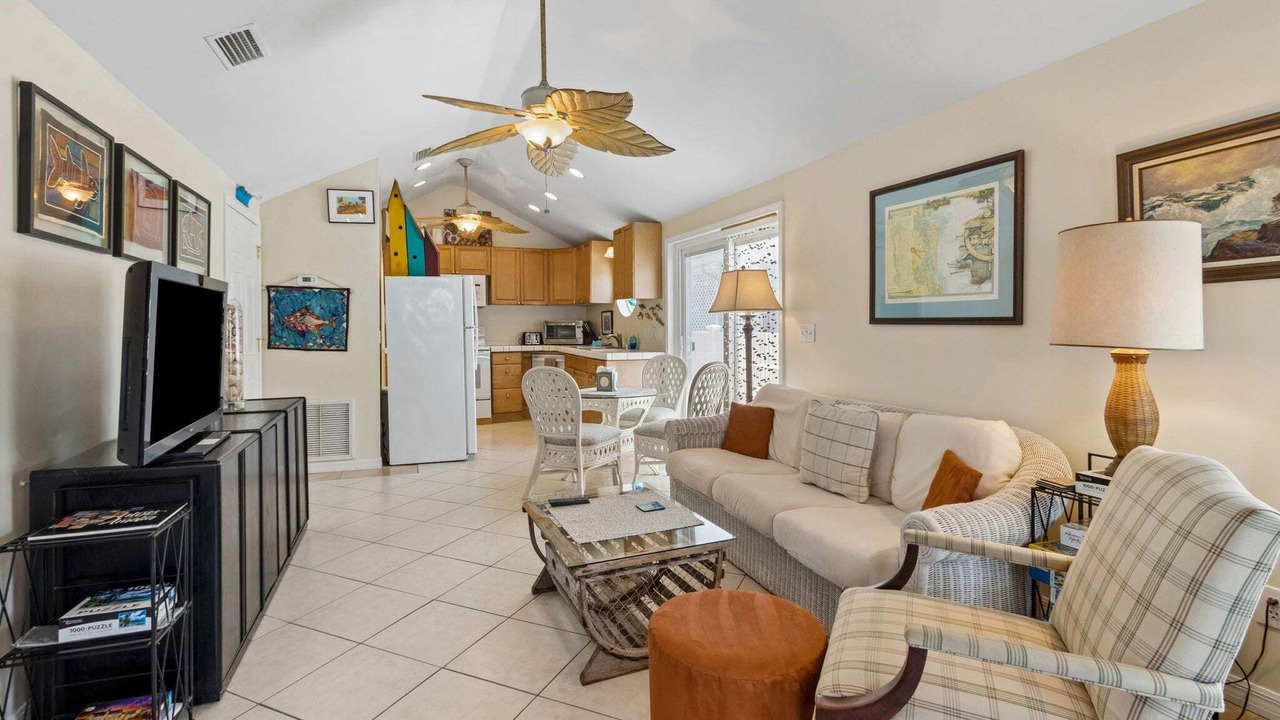 Photo of Livingroom in Fernandina Beach