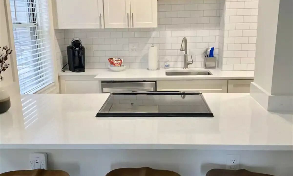 Photo of Kitchen in Peachtree Center