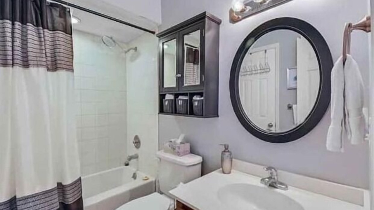 Photo of Bathroom in Saint Simons Island