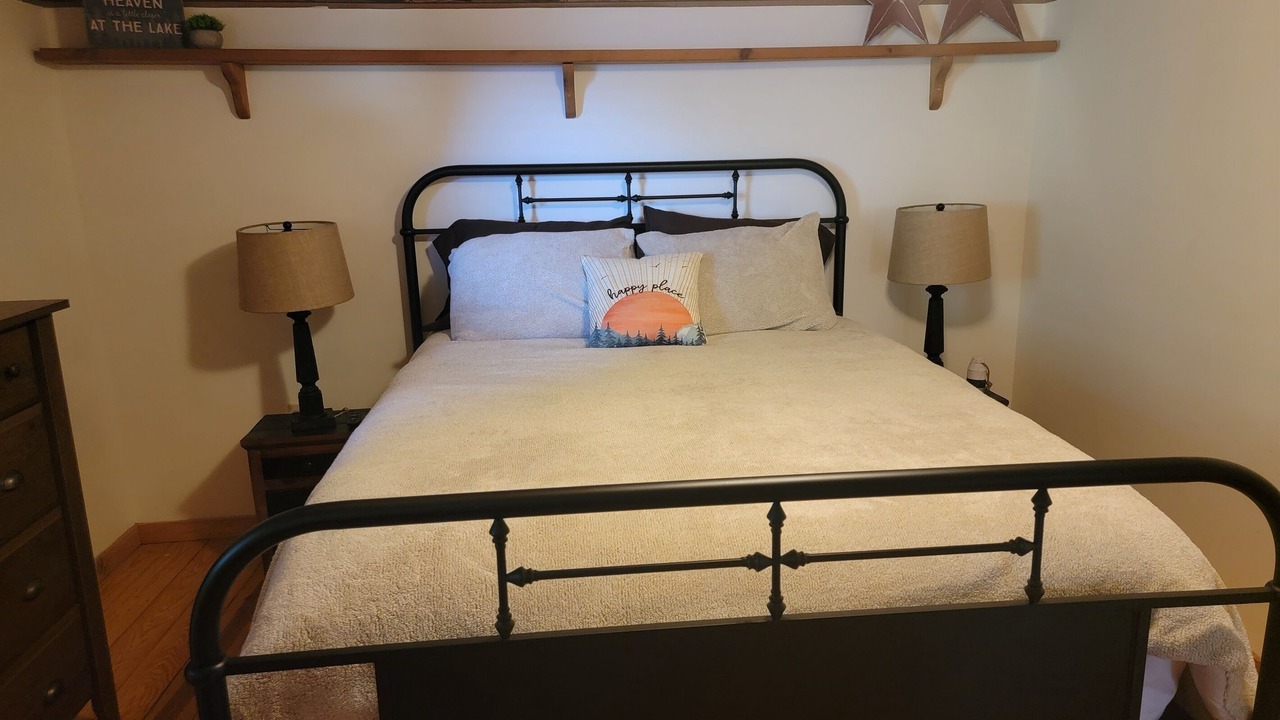 Photo of Bedroom in Dandridge