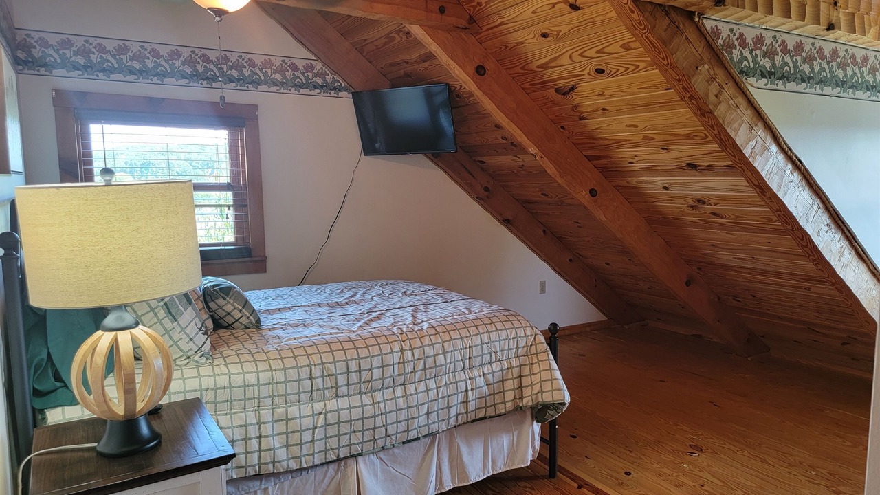 Photo of Bedroom in Dandridge