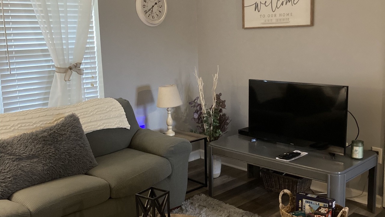 Photo of Livingroom in White Pine