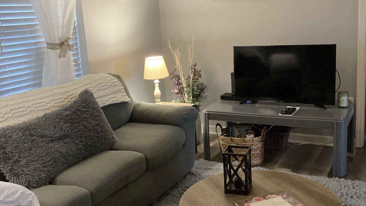 Photo of Livingroom in White Pine