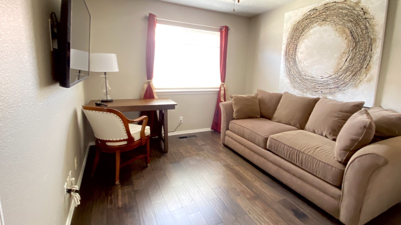 Photo of Livingroom in Northeast Heights