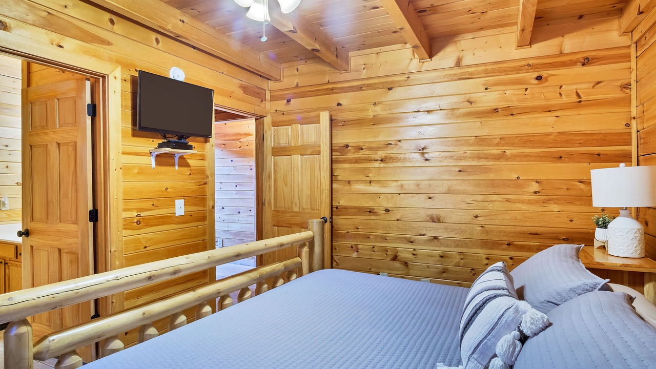 Photo of Bedroom in Sevierville
