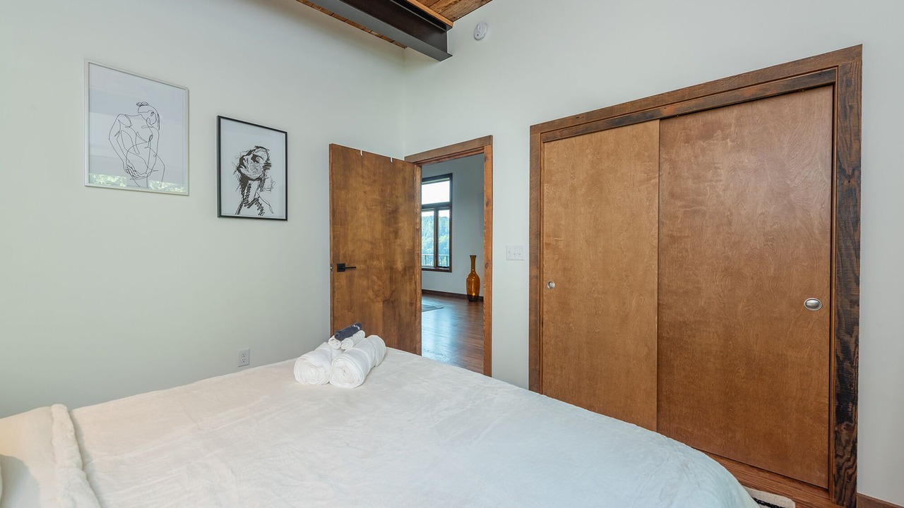 Photo of Bedroom in Marshall