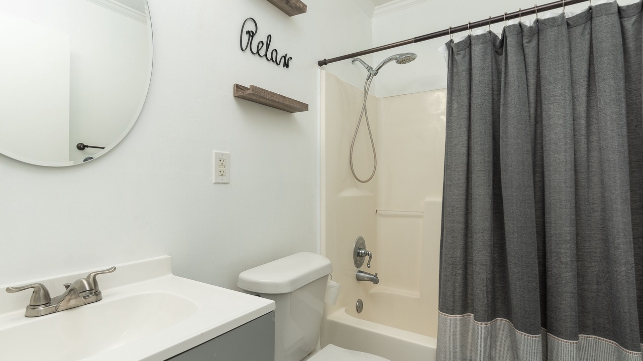 Photo of Bathroom in Long Beach
