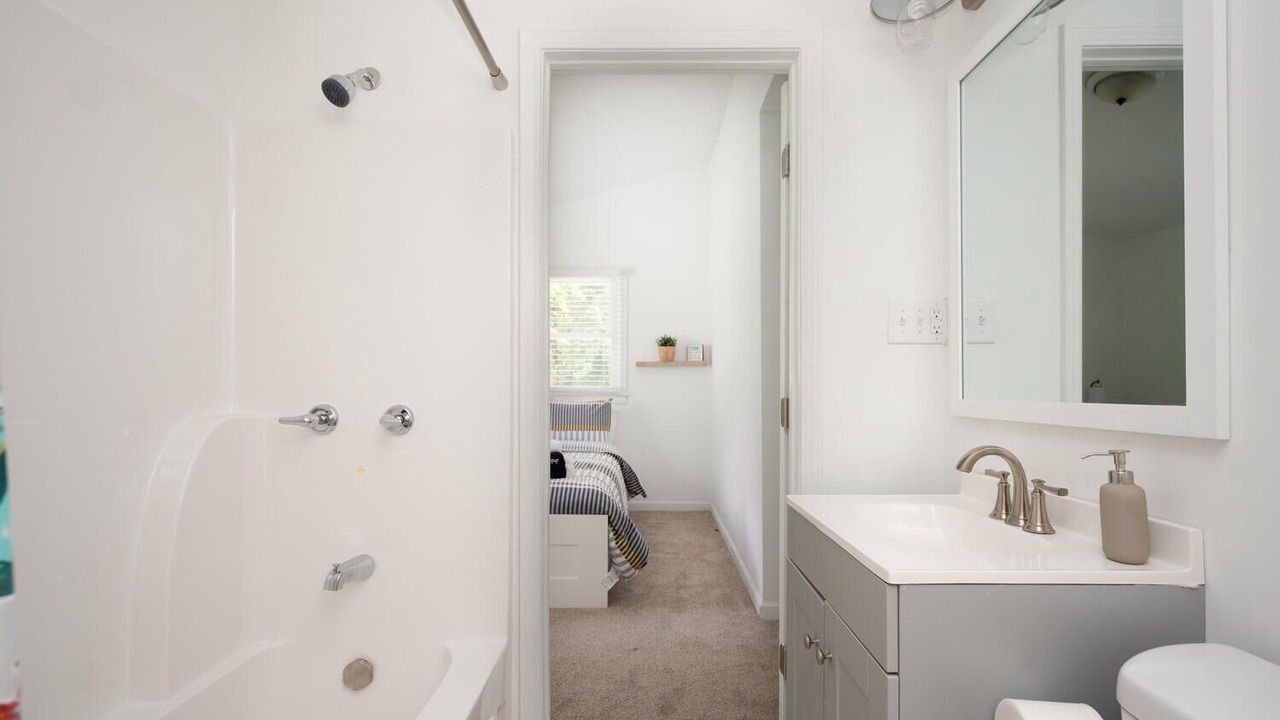 Photo of Bathroom in East Point