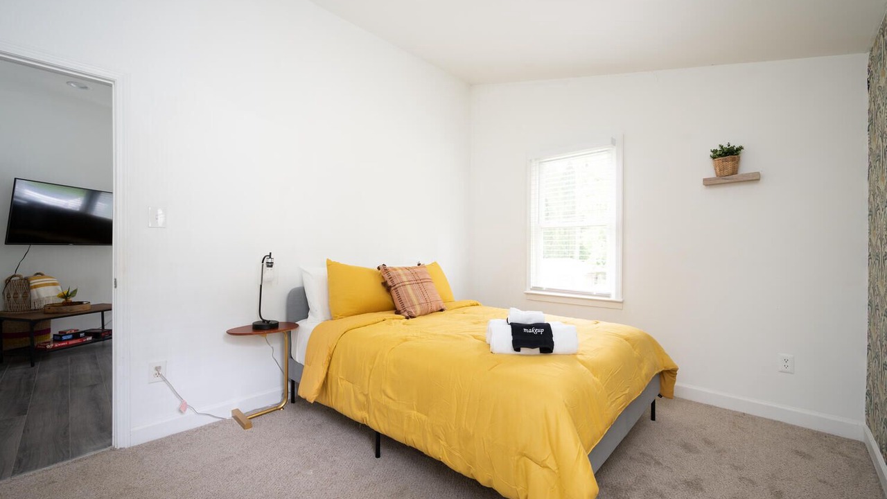 Photo of Bedroom in East Point