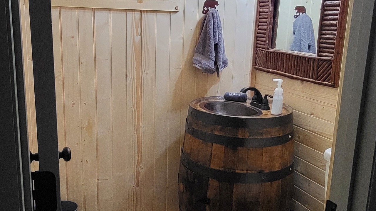Photo of Bathroom in Cataloochee Ranch