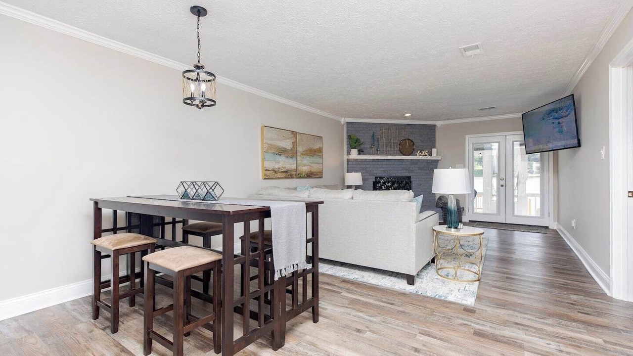 Photo of Livingroom in Warner Robins