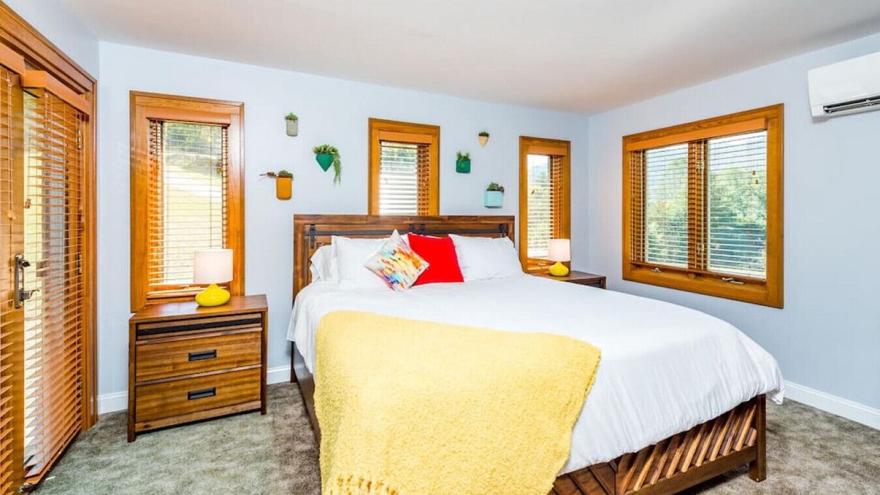Photo of Bedroom in Marshall