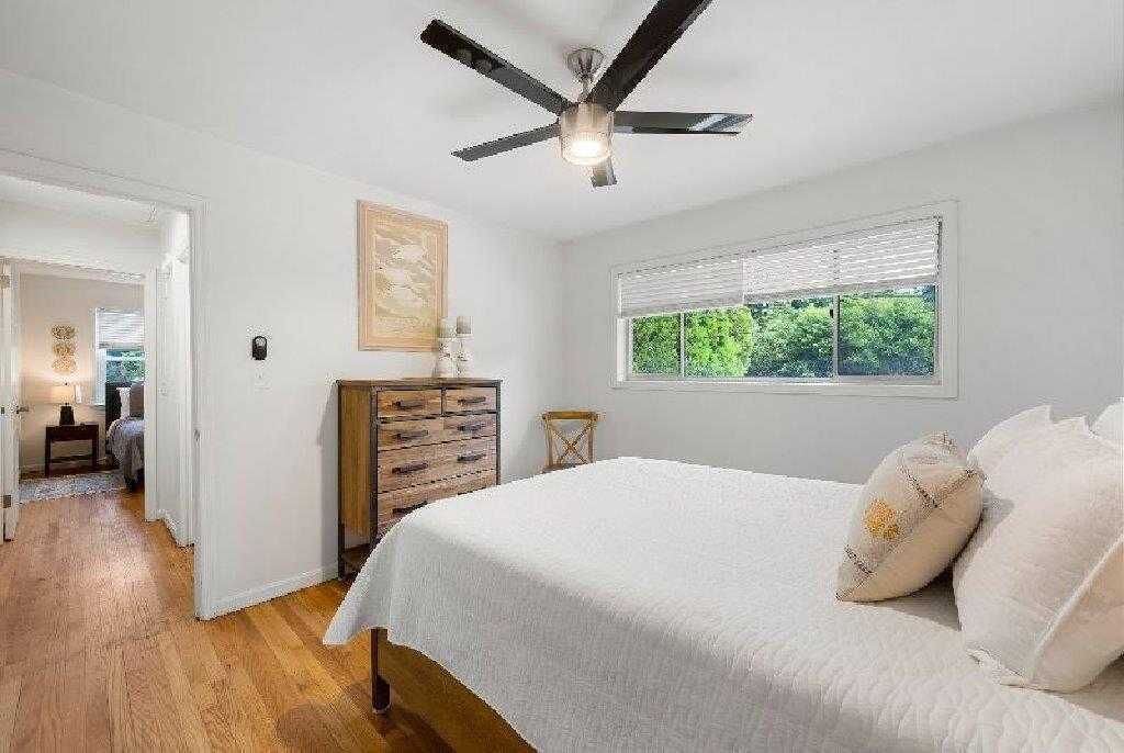 Photo of Bedroom in East Point