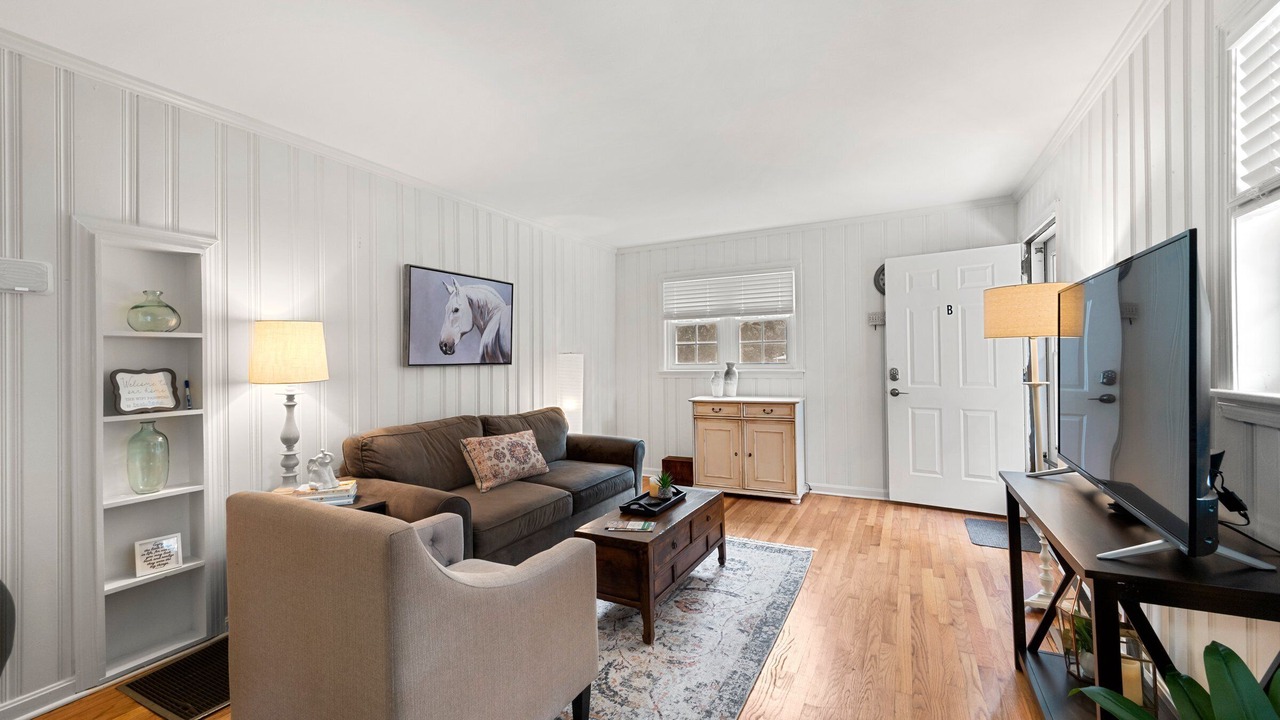 Photo of Bedroom in East Point