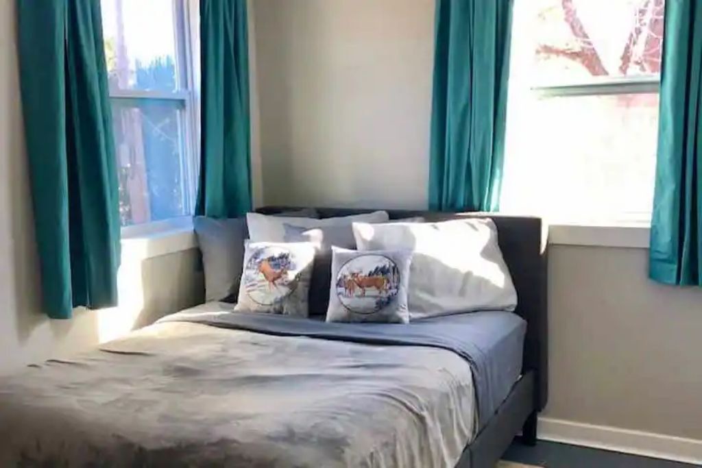 Photo of Bedroom in Urban Core