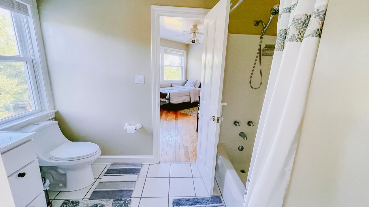 Photo of Bathroom in Ocean Springs