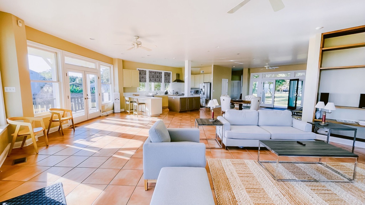 Photo of Livingroom in Ocean Springs