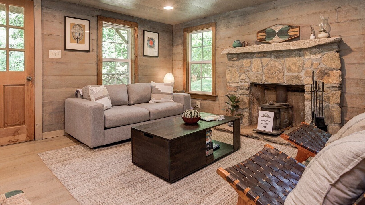 Photo of Livingroom in Marshall