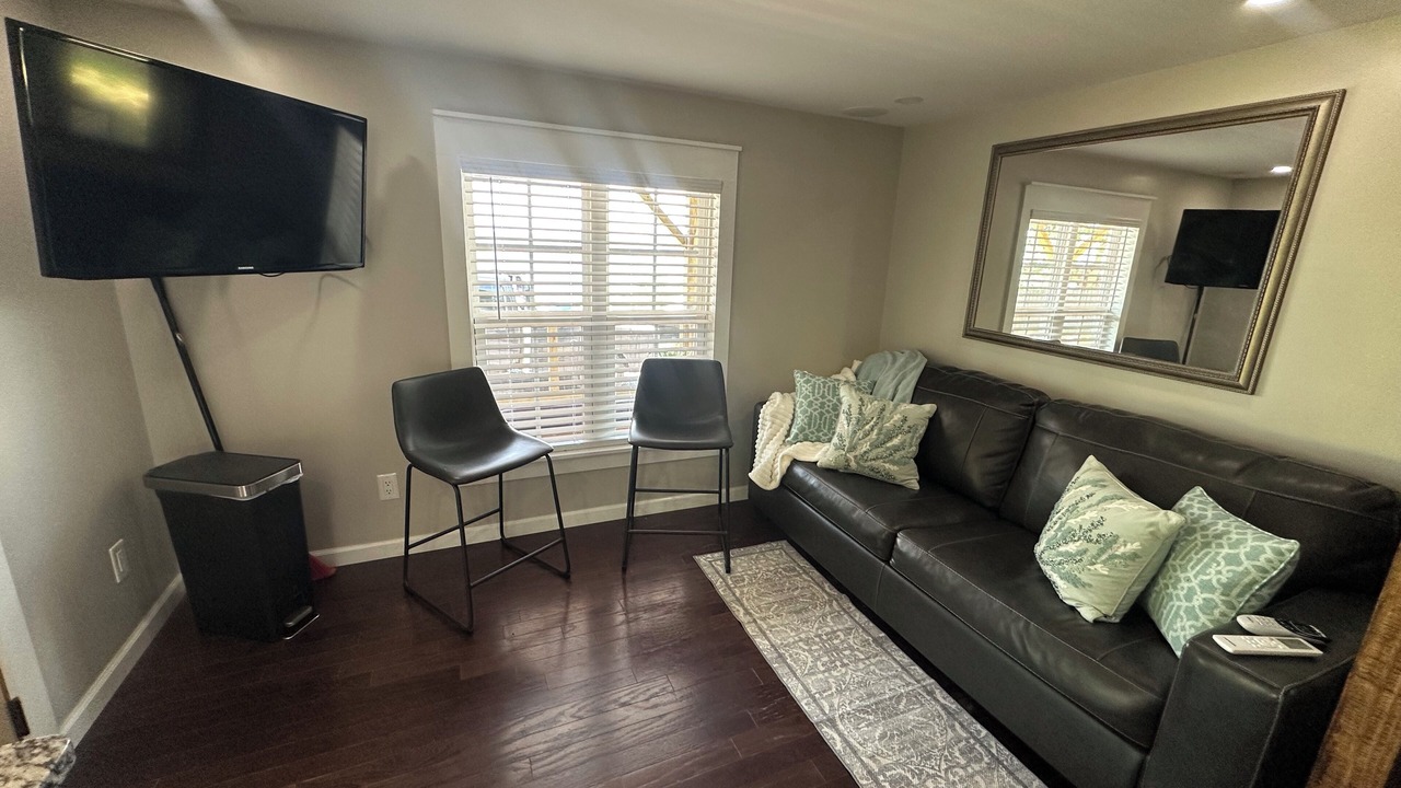 Photo of Livingroom in Newport
