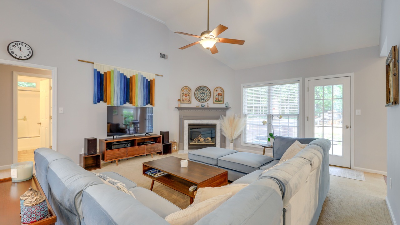 Photo of Livingroom in Fayetteville