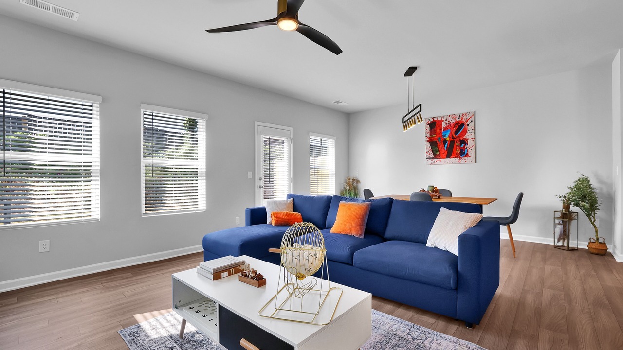 Photo of Livingroom in Red Oak