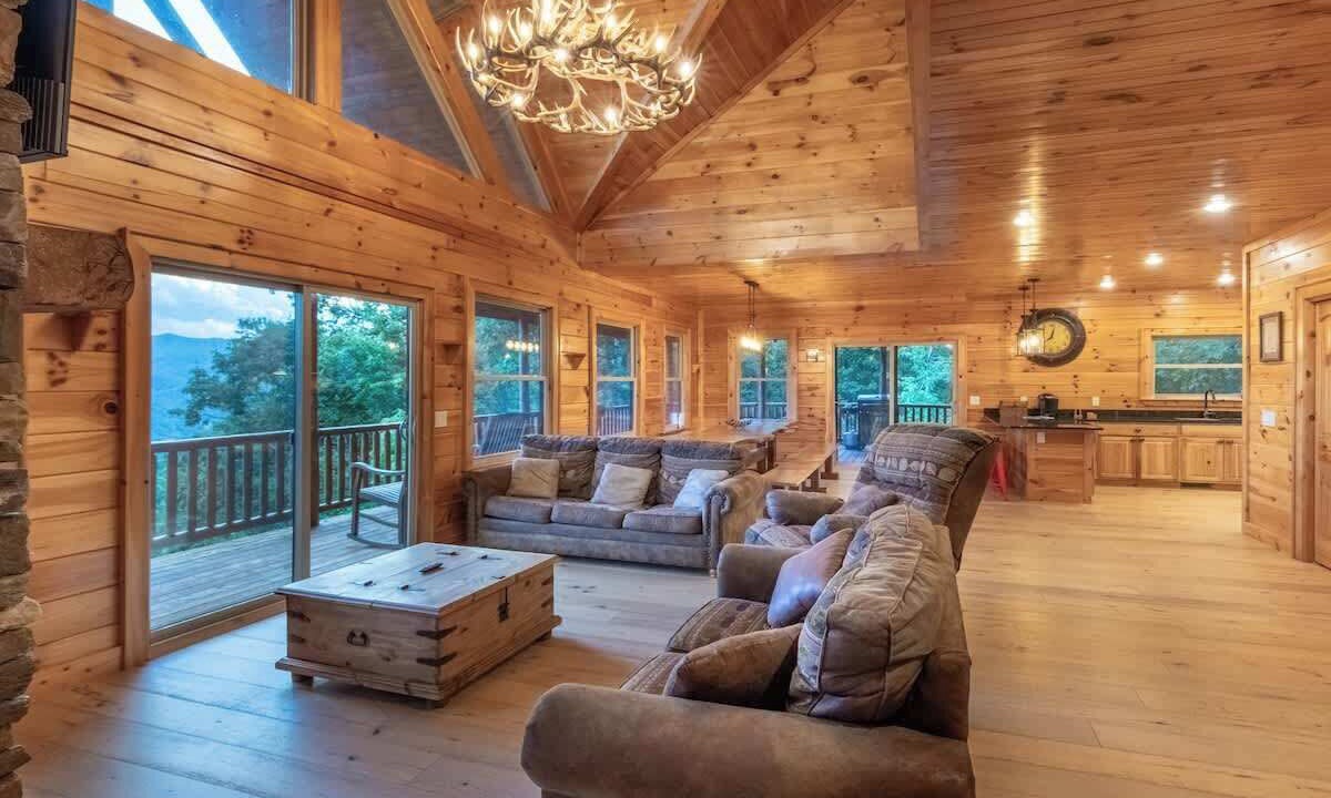 Photo of Livingroom in Waynesville