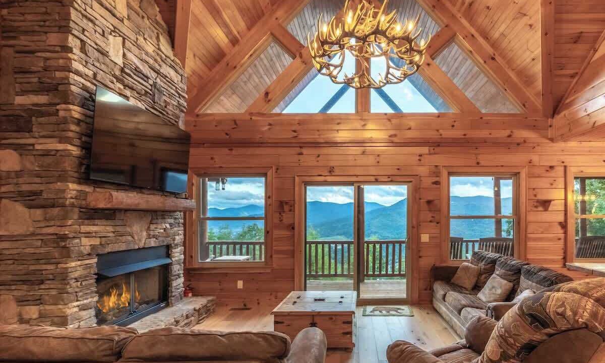 Photo of Livingroom in Waynesville
