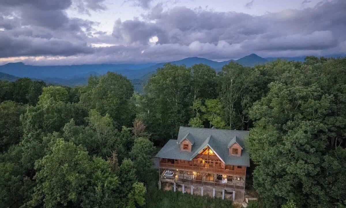 Photo of Outdoor in Waynesville