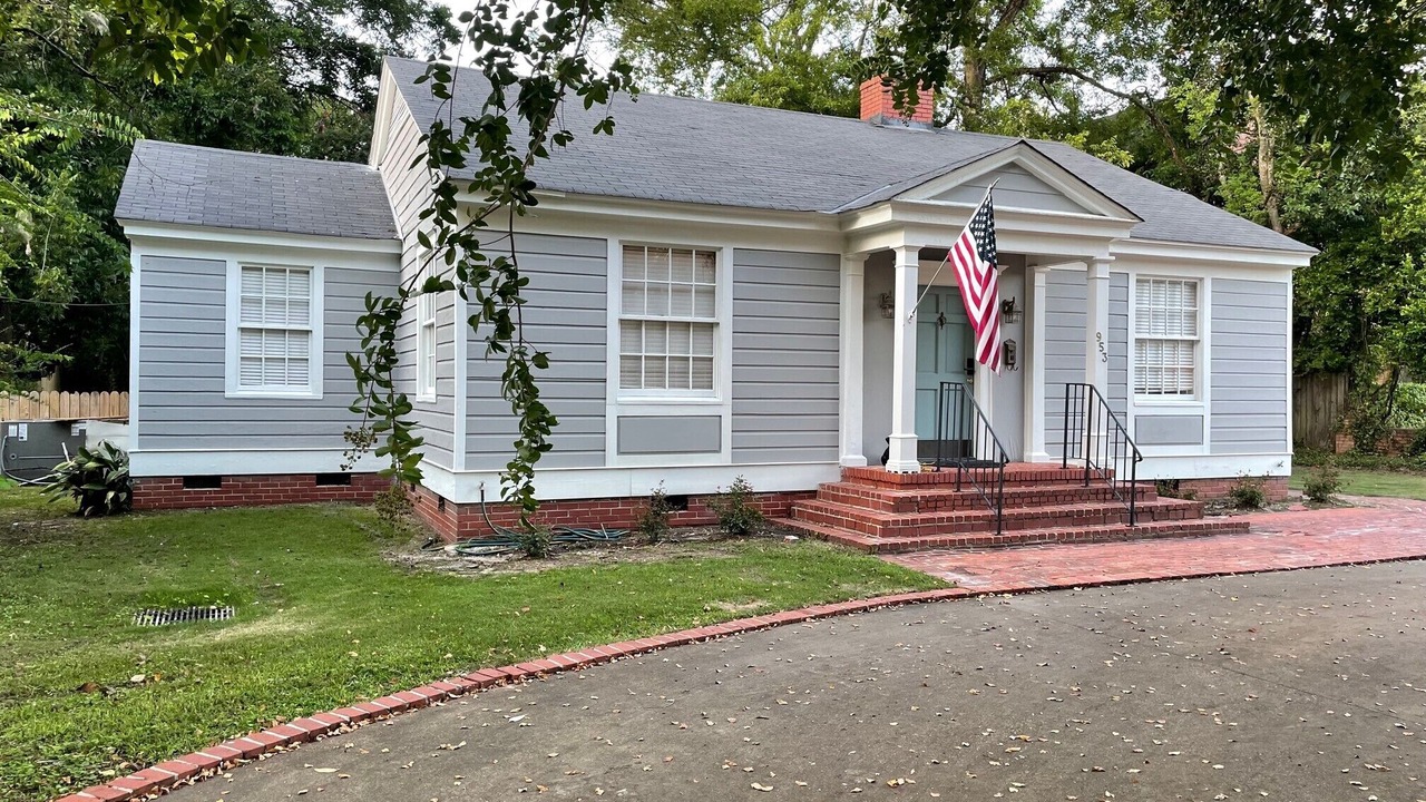 Photo of Outdoor in Montgomery