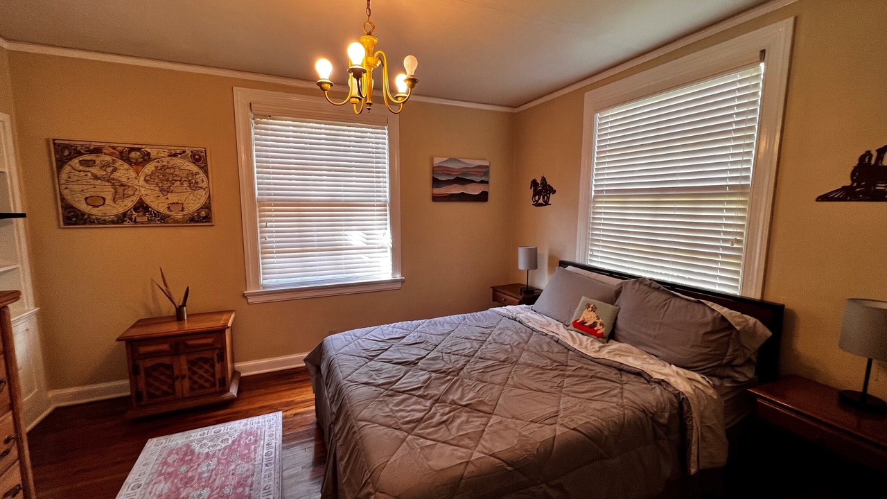 Photo of Bedroom in Montgomery