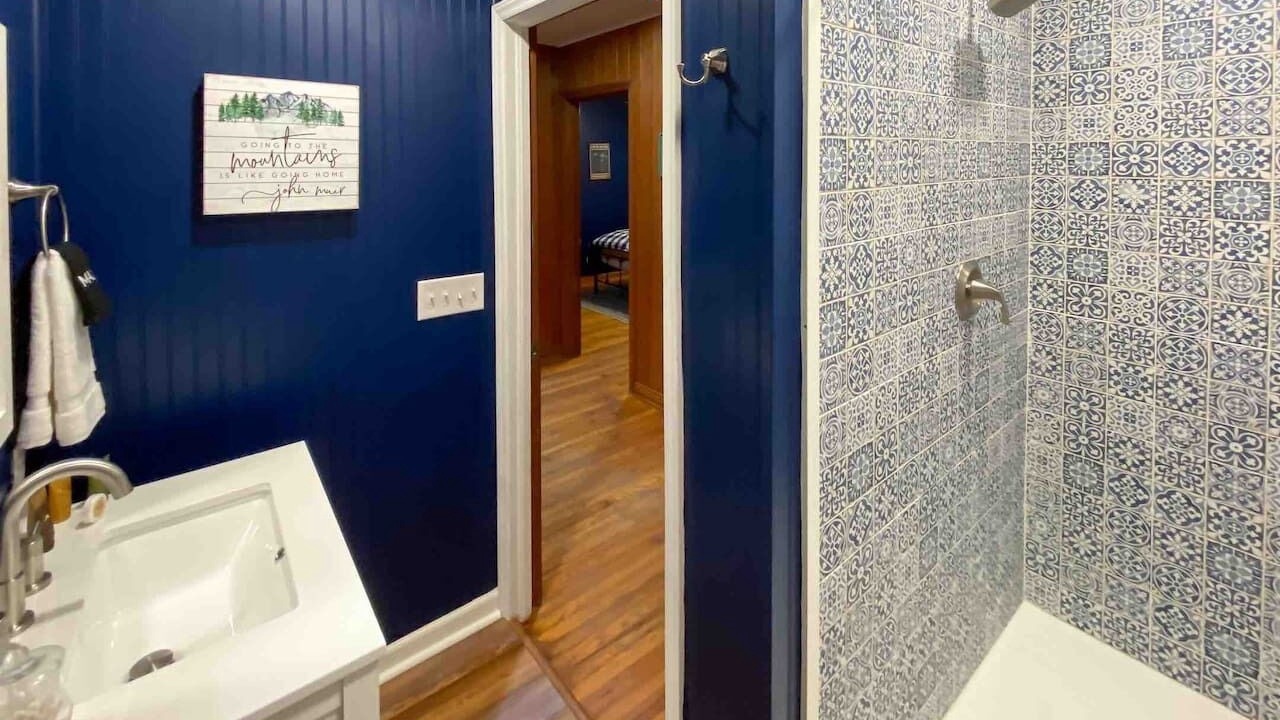 Photo of Bathroom in Maggie Valley