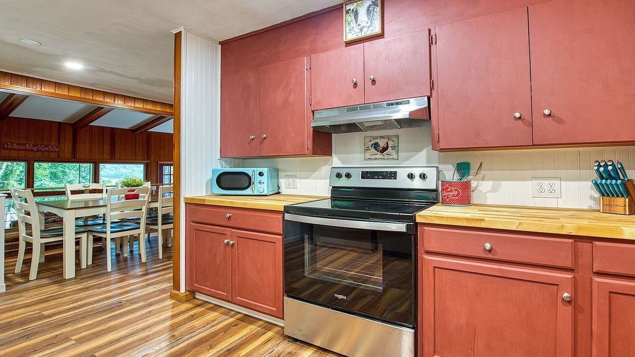 Photo of Kitchen in Maggie Valley